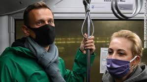 Film zrealizowany przez rosyjskiego opozycjonistę nawalnego.kariera i bogactwo putina tytuł: Navalny Releases Investigation Into Decadent Billion Dollar Putin Palace Cnn