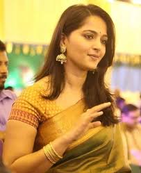 Hyderabad • instagram.com/anushkashettyo… #anushka_shetty will merry in this year maybe @anushka_asf news_source: Anushka Shetty Saree 10 Times Baahubali Actress Anushka Shetty Proved She Looks Stunning In Sarees