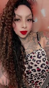 Hi I'm new here My name is Sandra I'm a bartender I need new friends ☺️