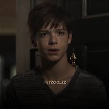 Cameron Monaghan Freckles