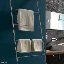 Handtuchhalter aus holz sind ein praktischer einrichtungsgegenstand im badezimmer, um die handtücher zum trocknen aufzuhängen und dieser originelle handtuchhalter in leiterform wird an eine wand gehängt. Leiter Handtuchhalter Alle Hersteller Aus Architektur Und Design Videos