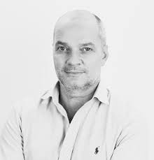 Jérôme Elduayen, directeur des productions pour Warner Bros Production  France