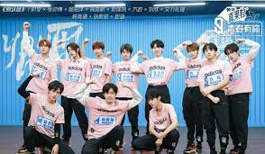 标题：青春有你3停播 ️ ️ ️爱奇艺整改 ️ ️ ️ 爱奇艺推崇污点偶像余景天，对青少年粉丝产生了畸形的价值引导。 爱奇艺《青春有你3》选手余景天疑似双国籍，自己在韩国选秀节目上说来自加拿大，本人母亲发微博说2008年全家一起移民到加拿大。 3vybjfw L4g8rm