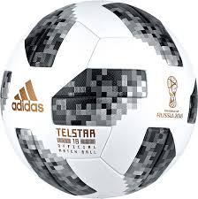 Futbolnyj Myach Adidas Telstar 18