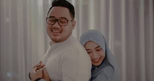 Islam mempunyai kaedah 'mencegah lebih baik dari berubat'. Wanita Berkerjaya Vs Wanita Suri Rumah Lelaki Pilih Yang Mana