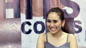 Umur 28 tahun) adalah seorang penyanyi dangdut, aktris, pembawa acara, youtuber dan personaliti televisi berkebangsaan indonesia. Haters Ayu Ting Ting Ini Dia 4 Akun Twitter Yang Tidak Suka Sosok Dari Pelantun Geboy Mujair Tribunstyle Com