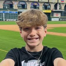 Danielle Eastman's Instagram, Twitter & Facebook