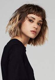 10 Trendy Messy Bob Hairstyles And Haircuts 2020 Female Short Hair Ideas Messy Bob Hairstyles Bob Haircut With Bangs Short Hair With Bangs