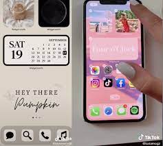 How To Curate Your Iphone S Home Screen With The New Widget Tool Homescreen Calendar Widget Design Your Home
