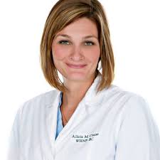 Alicia Crane's Instagram, Twitter & Facebook