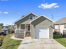 164 S 12th St, Weirton, WV 26062