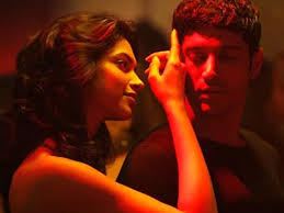 The case of Deepika and her chemistry with Actors. : r/bollywood