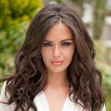 Leah Hackett's Instagram, Twitter & Facebook