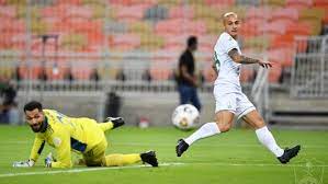 هدف الفيصلي في مرمي الهلال بعد خطا فادح من هيون سو. Ø§Ù„Ø³ÙˆÙ…Ø© ÙˆÙ…ÙŠØªØ±ÙŠØªØ§ ÙŠÙ…Ù†Ø­Ø§Ù† Ø£Ù‡Ù„ÙŠ Ø¬Ø¯Ø© Ù†Ù‚Ø§Ø· Ø§Ù„ÙÙŠØµÙ„ÙŠ