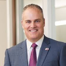 Mark Dendinger's Instagram, Twitter & Facebook