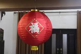 Salah satunya adalah festival yang menampilkan begitu banyak lampion yang dikenal dengan festival lampion yamaga. Pengrajin Lampion Terbaik Di Indonesia Jual Lampion Pengrajin Lampion Grosir Lampion Belanja Lampion Kampoeng Lampion Malang