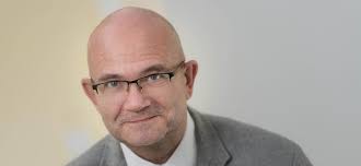 Itthon: Gloviczki Zoltán, Hoffmann Rózsa egykori helyettese: Magyarországon  megszűnt az oktatáspolitika