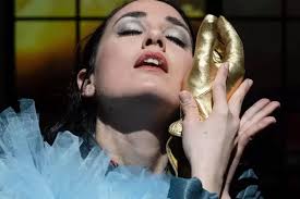 So muss Oper sein: „Dido und Aeneas“ in Mannheim