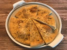 Pizzabrot Auf Der White Lady Von Pampered Chef Pizzabrotchen Rezepte Pizzabrotchen Rezept