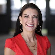 Abby Bounds's Instagram, Twitter & Facebook