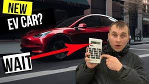 Don't BUY An Electric Car YET! Waiting Will Save You £1000 - YouTube