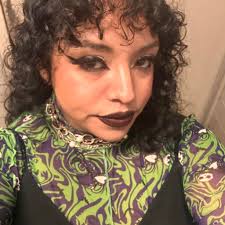 Has anyone experienced unauthorized recurring charges from a baby photo  company?