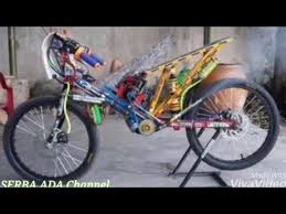 Koleksi 100 gambar kartun orang naik sepeda motor terbaik dan via motorgeel.blogspot.com. Sepeda Drag Keren