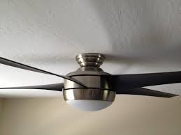 There are numerous kinds of ceiling fan light covers, these include popular brands like harbor breeze and hampton bay, sold in stores such as home some older style fans may have the ceiling fan light cover held by clips. Mixedwiki Com Accurate Useful Information