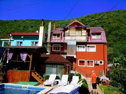 Pensiunea este situata in centrul statiunii baile herculane si va sta la dispozitie cu servicii de inalta calitate, cu camere duble utilate la cele mai inalte standarde. Die 10 Besten Hotels In Baile Herculane 2021 Ab 22 Gunstige Preise Tripadvisor