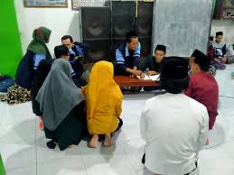 Ponpes atau pondok pesantren adalah lembaga pendidikan islam yang bersistem asrama (jawa: Mahasiswa Kkn Uin Walisongo Gandeng Ponpes Al Mukarromah Gelar Lomba Cerdas Cermat Zonapasar Com