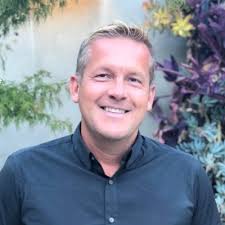 How AI is reshaping companies: Me, My Customer, and AI