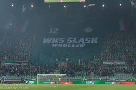 Salah zapłacił kibicom za paliwo! Kibice Slaska Wroclaw Wybiora Koszulki Meczowe Pilkarski Swiat Com