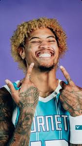 Kelly Oubre Jr Cropped