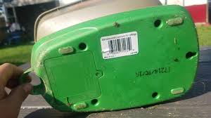 Use it year round to feed, seed, weed, and melt! Review Of Scott S Wizz Spreadet Youtube