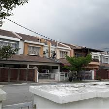 Batu caves was a state constituency in selangor, malaysia, that has been represented in the selangor state legislative assembly from 2004 to 2018. 2 Storey Terrace House Taman Villa Laksamana Batu Caves Property Rentals On Carousell