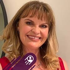 Sheryl Brown's Instagram, Twitter & Facebook