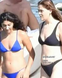 👉 Check out these stunning, less-seen photos of Zehra Gunes, standing tall  at 66” | 197 cm! 🌟 What do you think of her fabulous look? Let us know in  the comments!