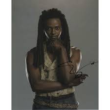 Der 1.85 m große schauspieler, der liebevoll ed lo oder edi g genannt wird, wuchs in kalifornien auf. Edi Gathegi Twilight Originalautogramm Mit Echtheitszertifikat