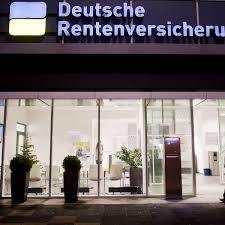 Damit die mütterrente jedoch ausgezahlt werden kann, müssen die kindererziehungszeiten beantragt und im rentenkonto erfasst sein. Mutterrente Ausweitung Der Auszahlung Ab Januar Steht Auf Der Kippe Der Spiegel