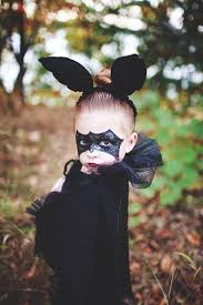 Süßes kostüm für kinder » gruselig für erwachsene! 58 Halloween Makeup Designs Ideas For Women Men And Kids Halloween Kostume Kinder Halloween Kinderkostume Fledermaus Kostum