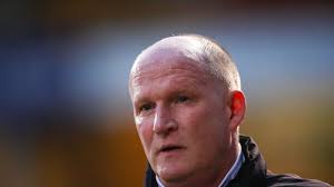 Simon Grayson replaces Terry McPhillips as Blackpool manager