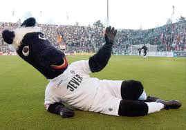 The mascot of borussia from mönchengladbach is the foal jünter. Classic Football Shirts On Twitter Best Mascots Borussia Moenchengladbach Which Is Your Favourite Mascot