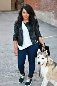 Curvy Petite Not Plus But Not Thin And On The Shorter End Fashion Curvy Outfits Curvy Shorts