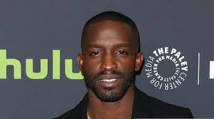 Sun movie critic michael sragow interviewed hairspray star elijah kelley about his role as seaweed j. Biographicsworld Quick And Fun Guide To Celebrities Their Lifestyles