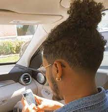 Man Bun And Top Knot Hairstyles Faq Guide Man Bun Hairstyle Cabelo Masculino Cabelo Afro Masculino Barba E Cabelo