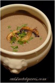 Un Veloute What Else Base 500 G De Champignons De Paris 1 Grosse Pomme De Terre 1 Cas D Oignon Rouge 8 Cuisine Cuisson Des Aliments Recettes De Cuisine