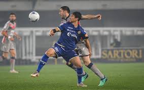 Crotone played against hellas verona in 2 matches this season. Verona Crotone 1 1 Di Carmine Risponde A Pettinari Sky Sport