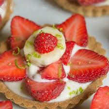 50 Recettes Aux Tartes Aux Fruits D Ete Recette De Tartelette Fromage Blanc Fraises Et Bananes