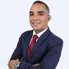 Sandra Severino (@SandraSeverin12)