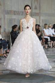 Giambattista Valli Couture Fall 2017 Beautiful Dresses Couture Fashion Wedding Dresses